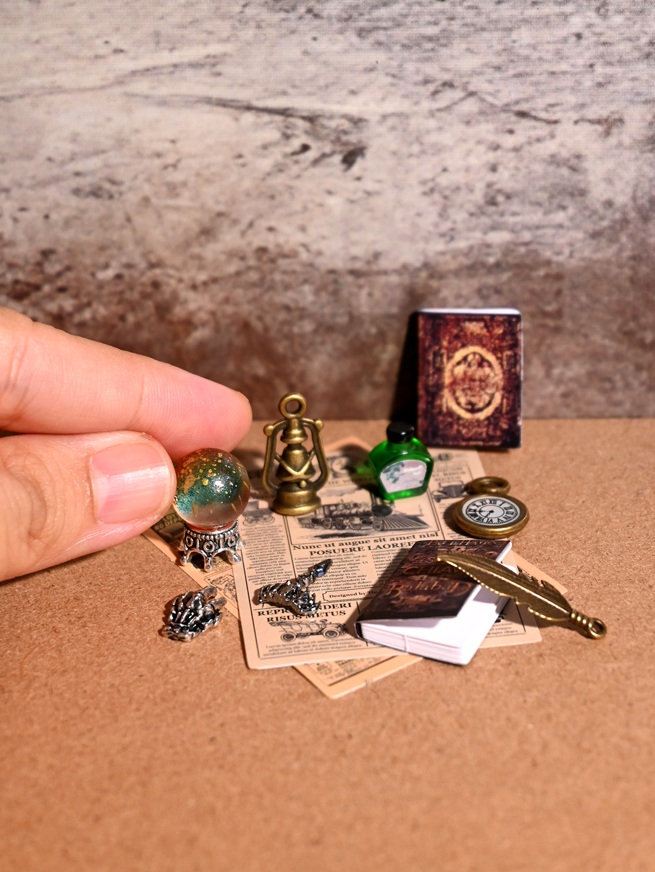 Miniature Replica Magic Vintag - Diy Electronics Housing review and price